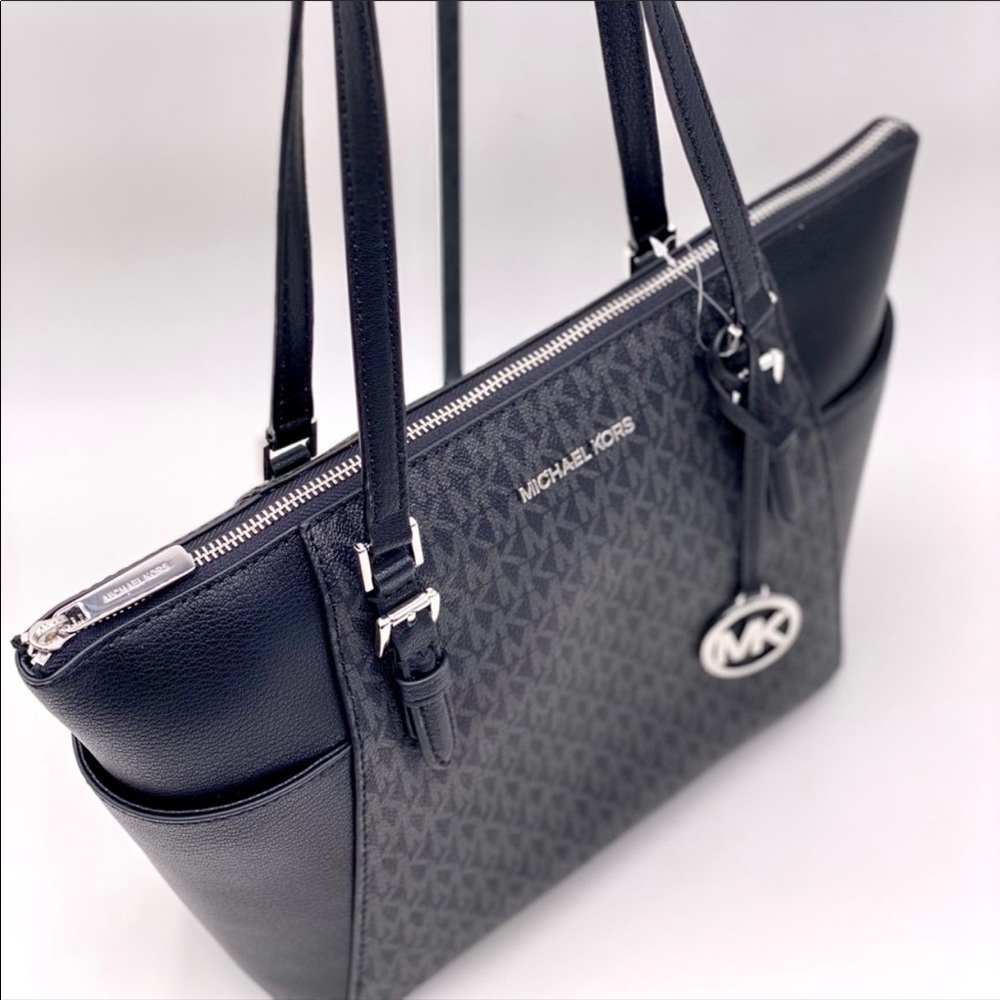 Michael Kors Charlotte LG TZ Tote Black - Picture 8 of 11